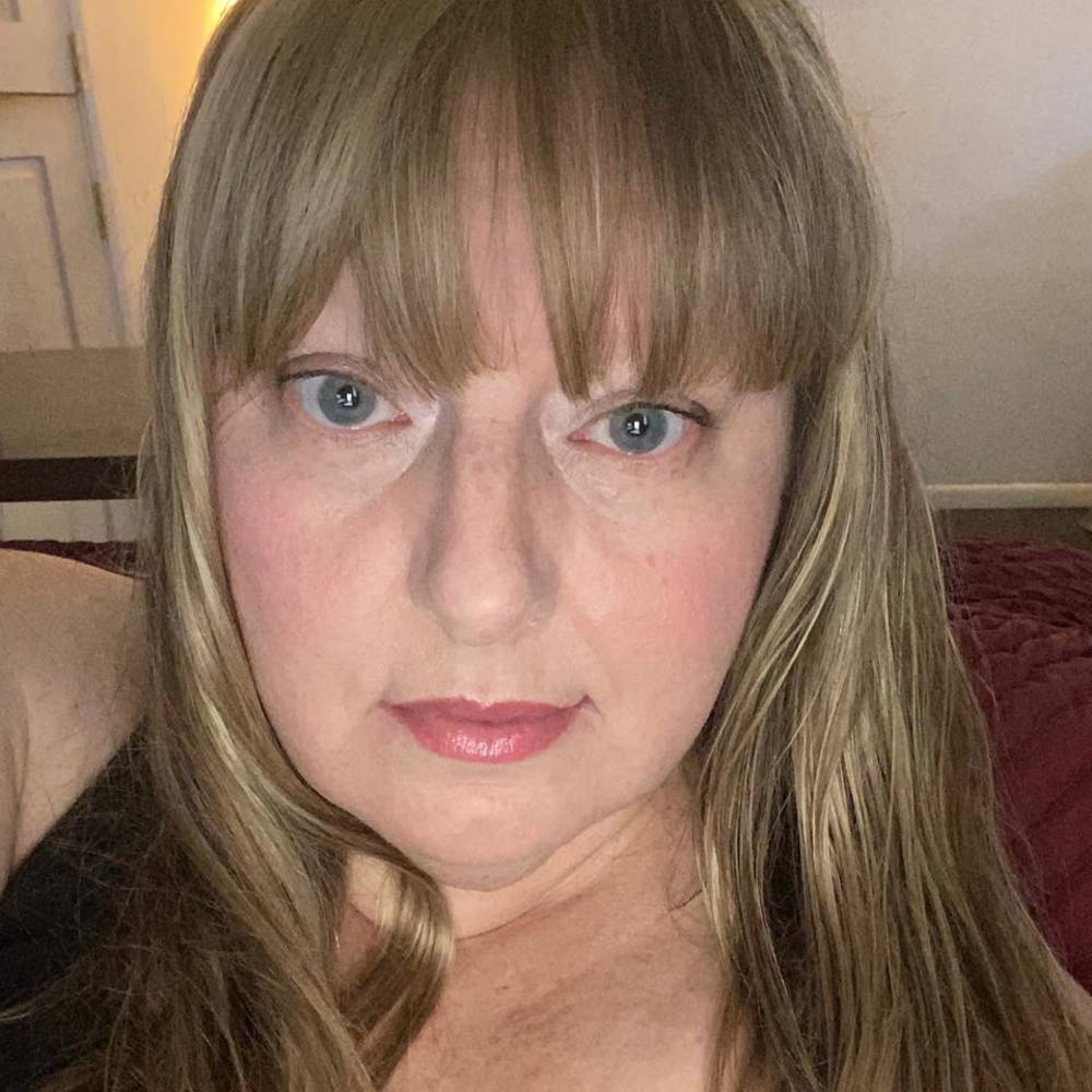 Meet your Posher, Joelle